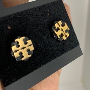 Tory Burch Stud earring black with gold